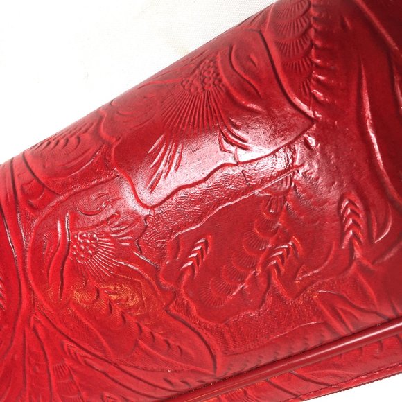 OSCAR DE LA RENTA Red Tooled Clutch Bag - Picture 8 of 13